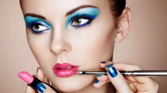 آموزش آرایش صحیح چشم ها و لب